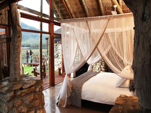 Mosaic - a romantic little eco escape - perfect for honeymooners